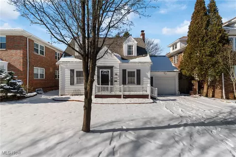 1790 25th St, Cuyahoga Falls, OH 44223