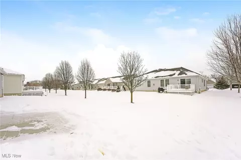 Exterior - 5145 Cardinal Ct, Lorain, OH 44053 photo 4 of 7