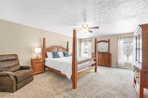 Bedroom - 5145 Cardinal Ct, Lorain, OH 44053 photo 1 of 4