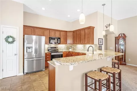 Kitchen - 5145 Cardinal Ct, Lorain, OH 44053 photo 1 of 3