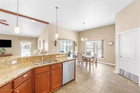 Entry Way - 5145 Cardinal Ct, Lorain, OH 44053 photo 1 of 1