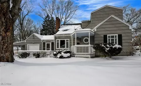 302 N Pershing Ave, Akron, OH 44313