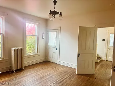 Living - 1273 E State St, Salem, OH 44460 photo 2 of 2