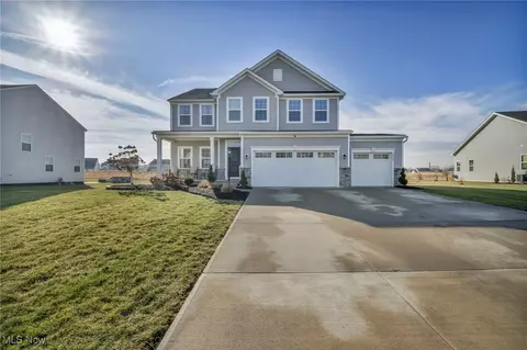 12713 Caribou Ct, Columbia Station, OH 44028
