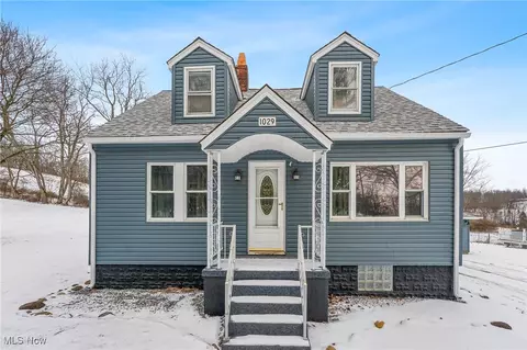 1029 Township Line Rd, Wellsville, OH 43968
