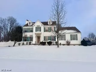 456 Weatherstone Dr, Wadsworth, OH 44281