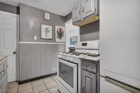 1554 E 256th St, Euclid, OH 44132 photo 19