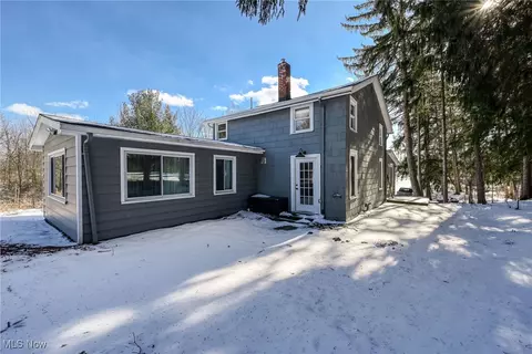 Exterior - 349 E Mennonite Rd, Aurora, OH 44202 photo 2 of 9