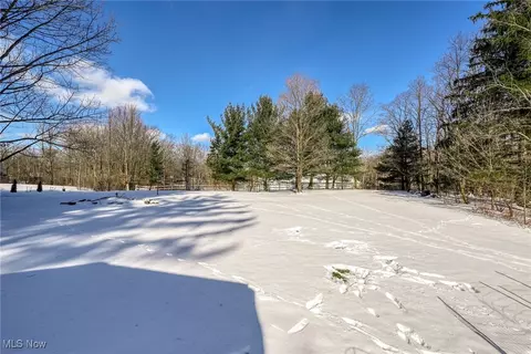 Exterior - 349 E Mennonite Rd, Aurora, OH 44202 photo 3 of 9