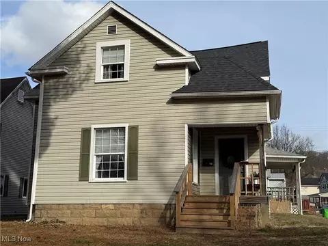 118 Woodland Ave, Dennison, OH 44621