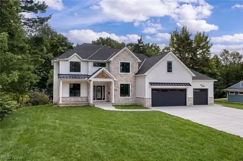 25428 Bryden Rd, Beachwood, OH 44122