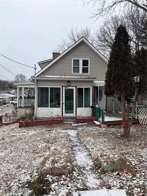 2601 Cypress St, Parkersburg, WV 26101
