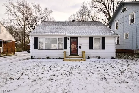 1316 19th St NE, Canton, OH 44714