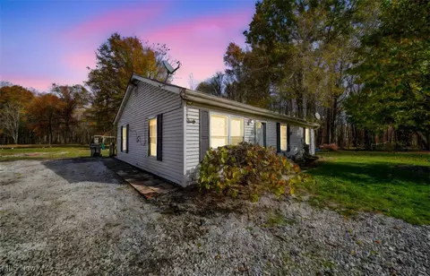 5919 N Bend Rd, Ashtabula, OH 44004 photo 3
