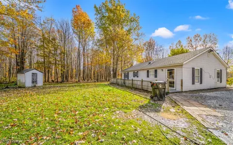 5919 N Bend Rd, Ashtabula, OH 44004 photo 12