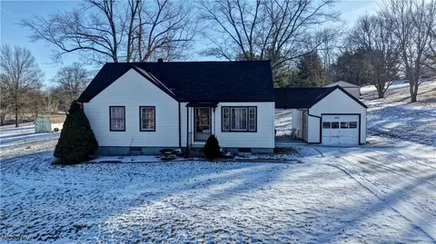 4800 Hillmont Ave SW, Canton, OH 44706