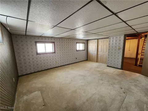 587 Edison St, Struthers, OH 44471 photo 14