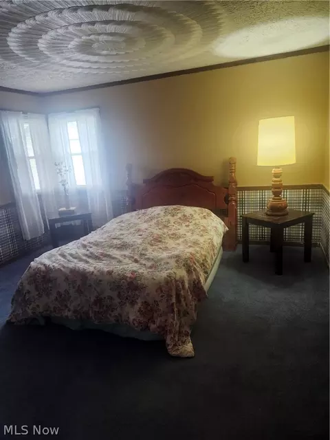 Bedroom - 1300 Mount Vernon Ave, Akron, OH 44310 photo 1 of 2