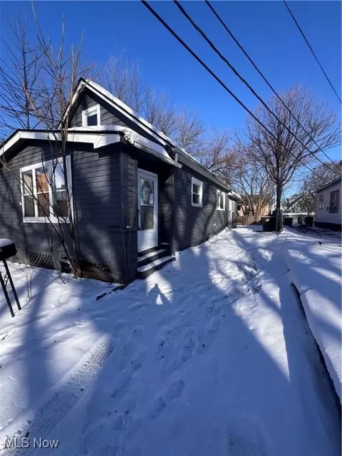 7115 Park Ave, Cleveland, OH 44105