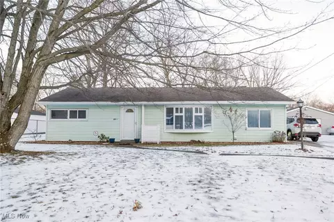 3011 Bainbridge Ave, Youngstown, OH 44511