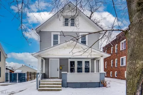 2100 12th St SW, Akron, OH 44314