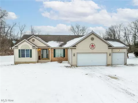 5813 Cleveland Massillon Rd, New Franklin, OH 44203