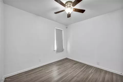 5100 Erwin St, Maple Heights, OH 44137 photo 12