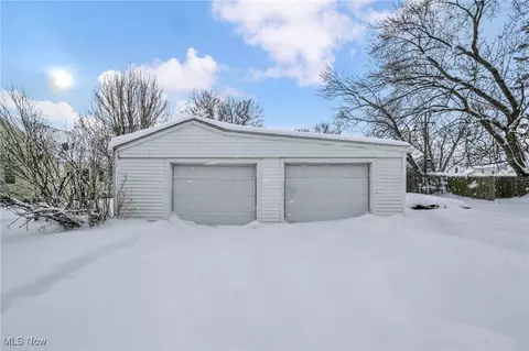 5100 Erwin St, Maple Heights, OH 44137 photo 34