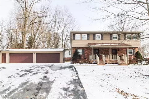 3970-3972 Dunbar St, Austintown, OH 44515