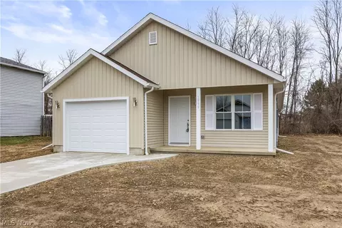 Exterior - 1999 E Oldgate Rd, Sandusky, OH 44870 photo 2 of 4