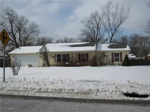 1260 Bennett Rd, Madison, OH 44057