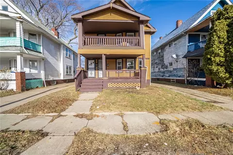 12521 Locke Ave, Cleveland, OH 44108