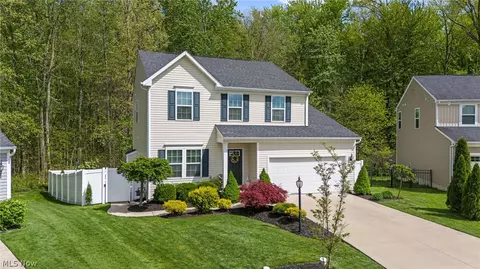 31832 Rustic Rdg, North Ridgeville, OH 44039