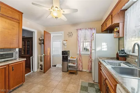Other - 18 E Oakland Blvd, Struthers, OH 44471 photo 2 of 11