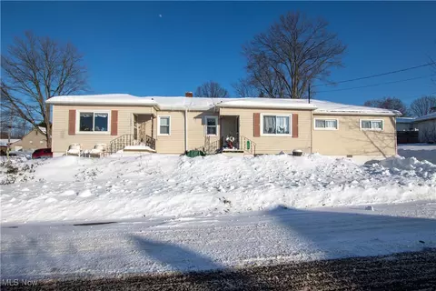 175-177 2nd St NE, Barberton, OH 44203