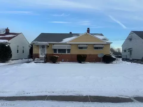 9717 Alexander Rd, Garfield Heights, OH 44125