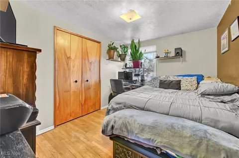 Bedroom - 856 Salem Ave, Elyria, OH 44035 photo 6 of 11