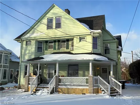 2806 Woodbridge Ave, Cleveland, OH 44109