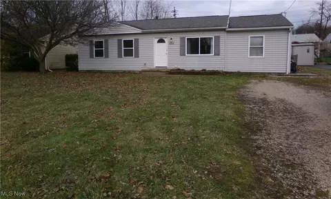 1331 E 28th St, Ashtabula, OH 44004