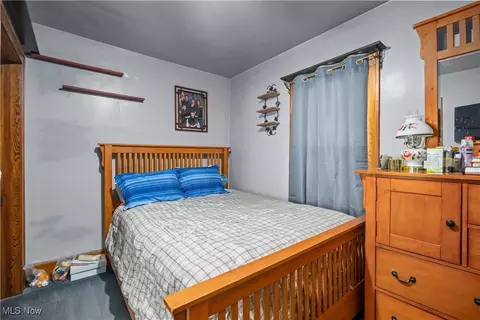 Bedroom - 1685 E 36th St, Lorain, OH 44055 photo 3 of 9