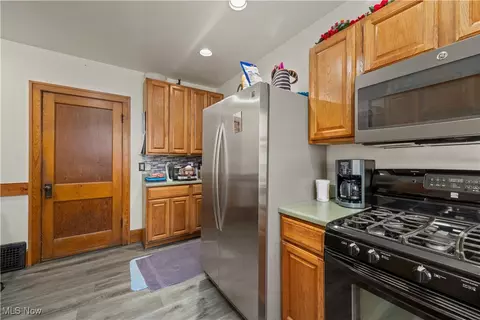 1685 E 36th St, Lorain, OH 44055 photo 12