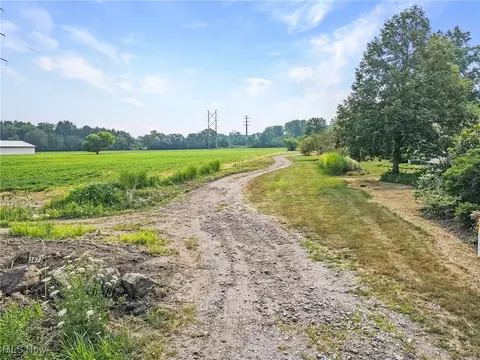 3473 Moon Rd, Avon, OH 44011 photo 5