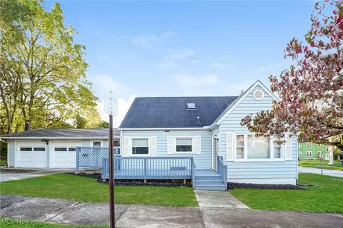 962 Iona Ave, Akron, OH 44314