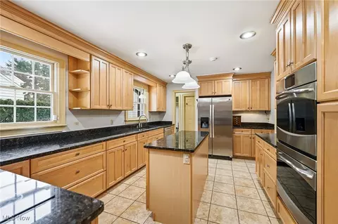 Kitchen - 153 Overhill Rd, Boardman, OH 44512 photo 3 of 3