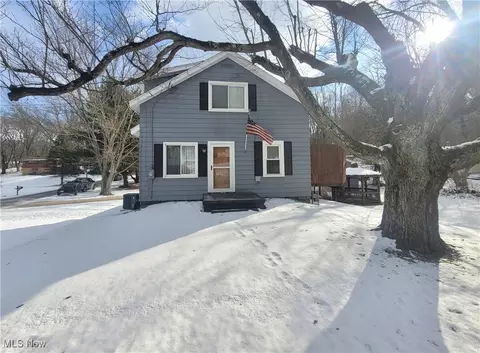 4145 Manchester Rd, Coventry, OH 44319