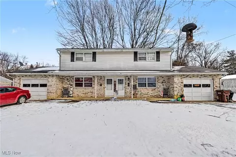 942 944 Mayflower Dr, Mansfield, OH 44905