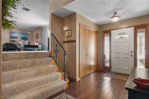 295 High Point Dr, Wadsworth, OH 44281 photo 6