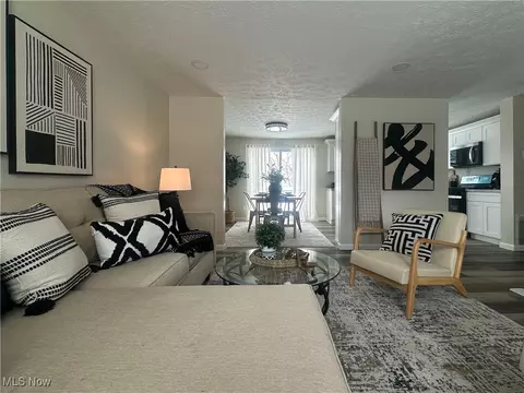 814 Florida Ave, Mcdonald, OH 44437 photo 9
