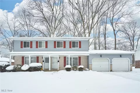 3828-3832 Osage St, Stow, OH 44224