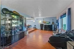 2319 Hunters Rdg, Boardman, OH 44512 photo 7